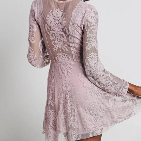short lace graduation dresses A Line Backless Lace White Homecoming Dresses Short Prom Dresses, White  Lace Formal Dresses, Evening Dresses, Graduation Dresses main image 1